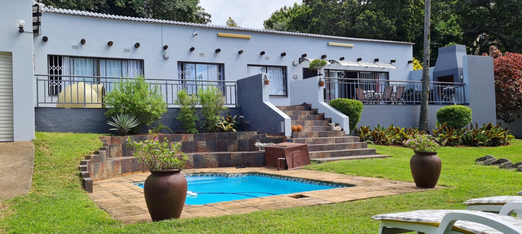 Beach bungalow for sale in Trafalgar - 1PD1648711