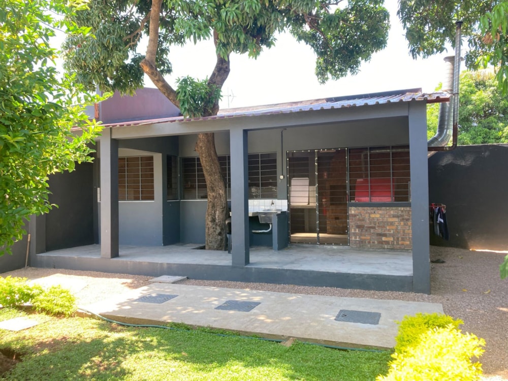 Commercial restaurant for sale in Matola, Mozambique - 3MQ1648723 Commercial restaurant for sale in Matola, Mozambique - 3MQ1648723