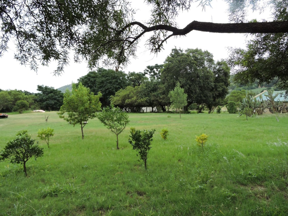 Mixed use farm for sale in Rustenburg - 1RU1648933