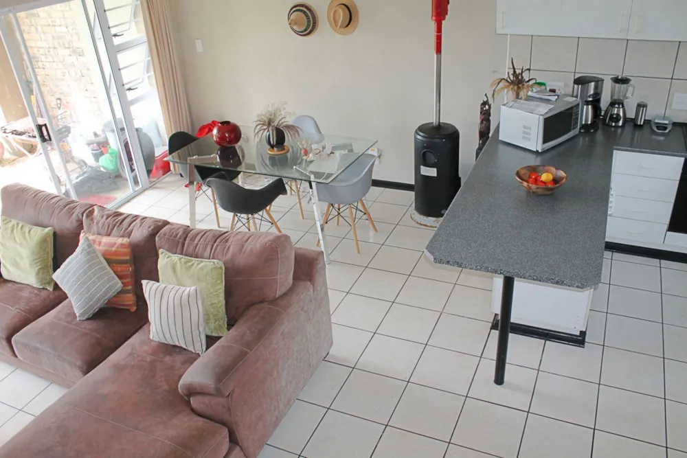 Townhouse for sale in Forest Downs - 1PF1645186