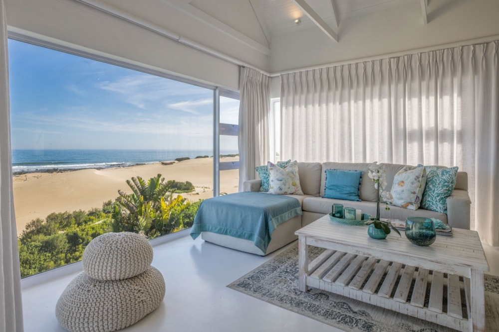 Beachfront villa sold in Cannon Rocks - 1KO1646417 Beachfront villa sold in Cannon Rocks - 1KO1646417