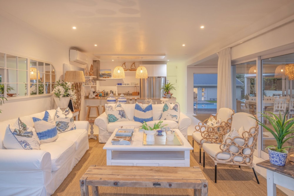 Beachfront villa sold in Cannon Rocks - 1KO1646417 Beachfront villa sold in Cannon Rocks - 1KO1646417