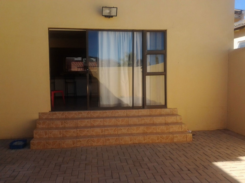 Single-storey house sold in Springbok - 1NA1646856 Single-storey house sold in Springbok - 1NA1646856