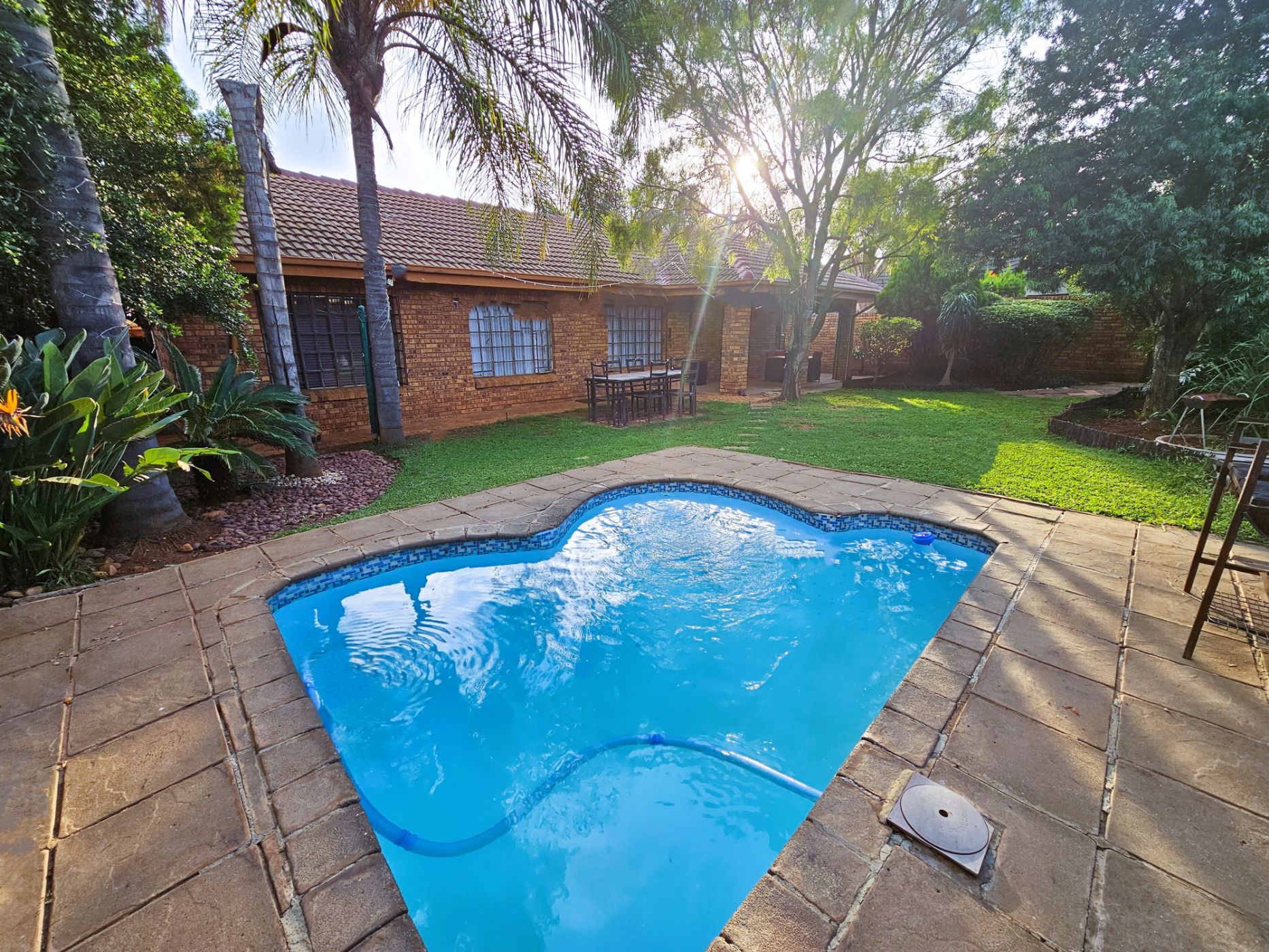 Security complex home let in Melodie - 1HR1692340