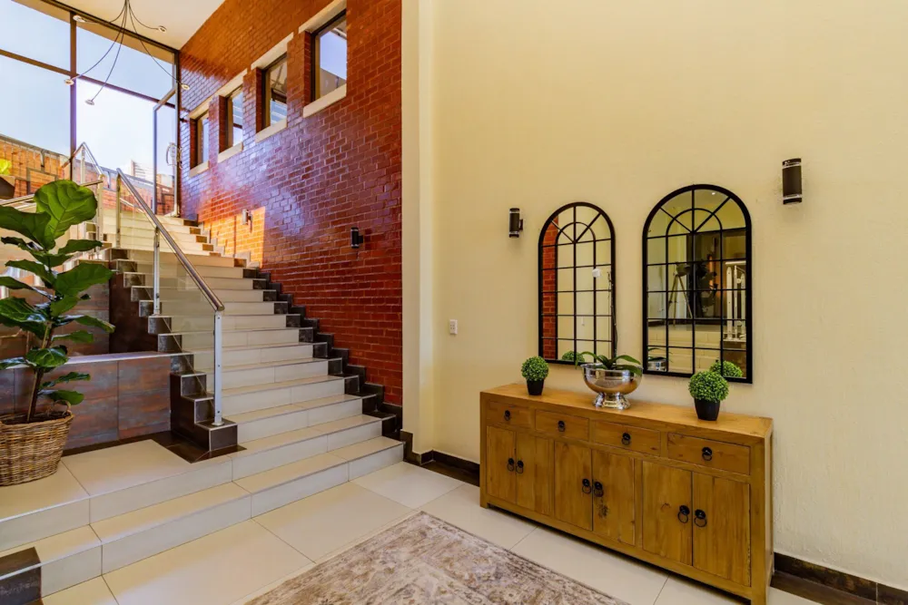 Security estate home for sale in Xanadu - 1HR1645526
