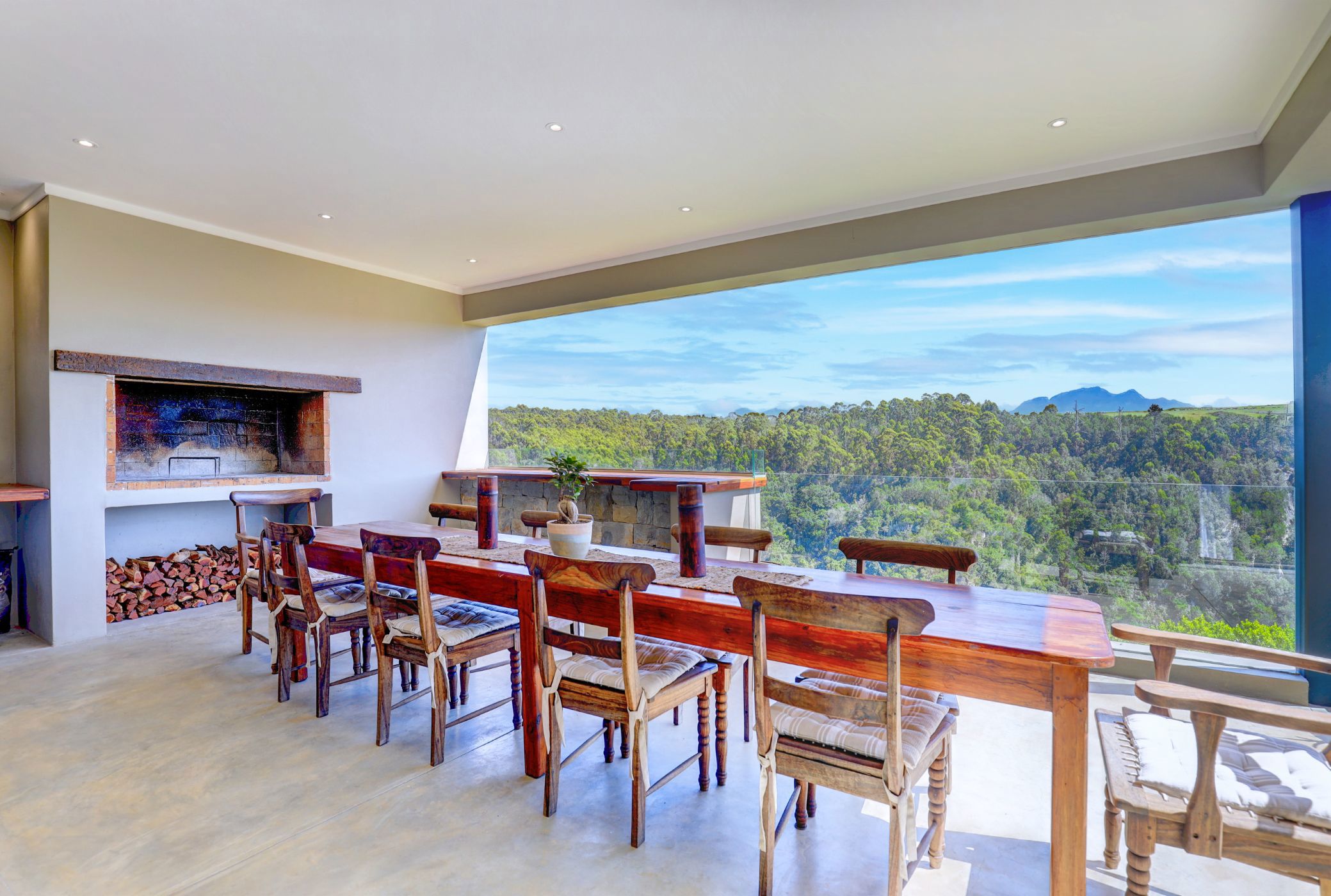 Golf estate house for sale in Oubaai - GEO1645072