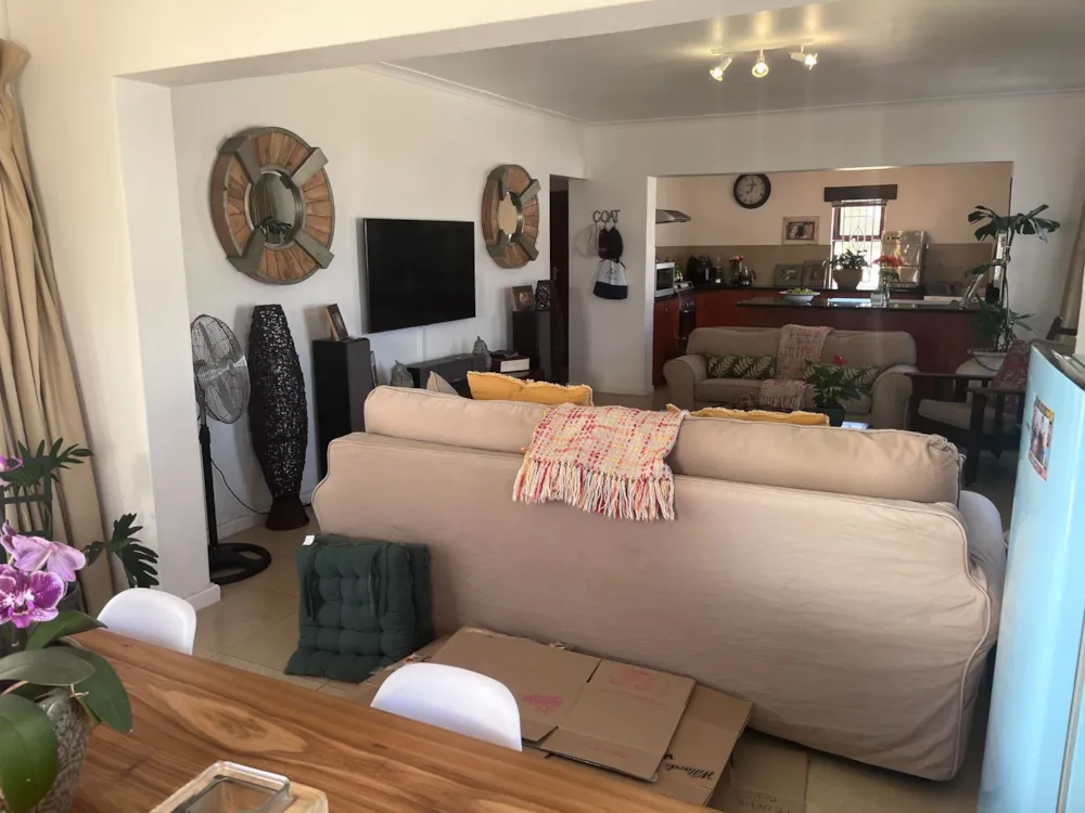 House let in Yzerfontein - LA1742979 House let in Yzerfontein - LA1742979
