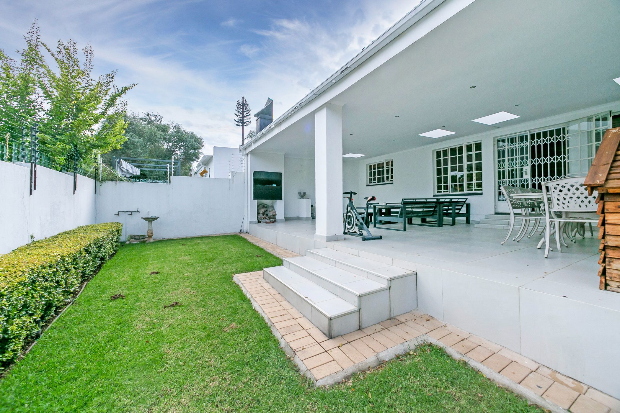 Cluster for sale in Paulshof - FW1646242