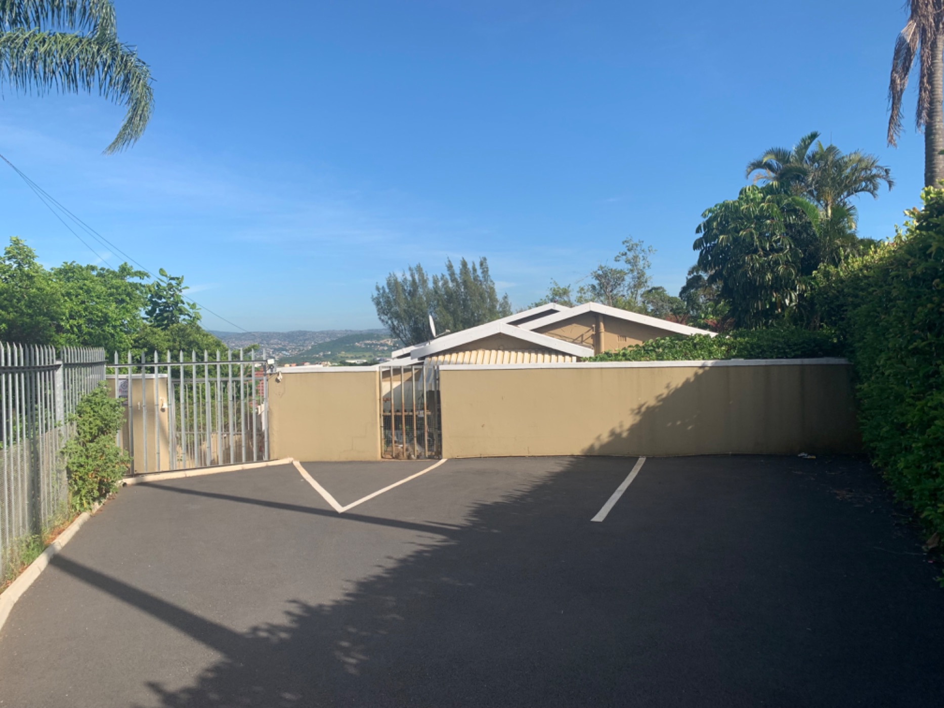 Cottage let in Riverside, Durban North - 1ND1679810