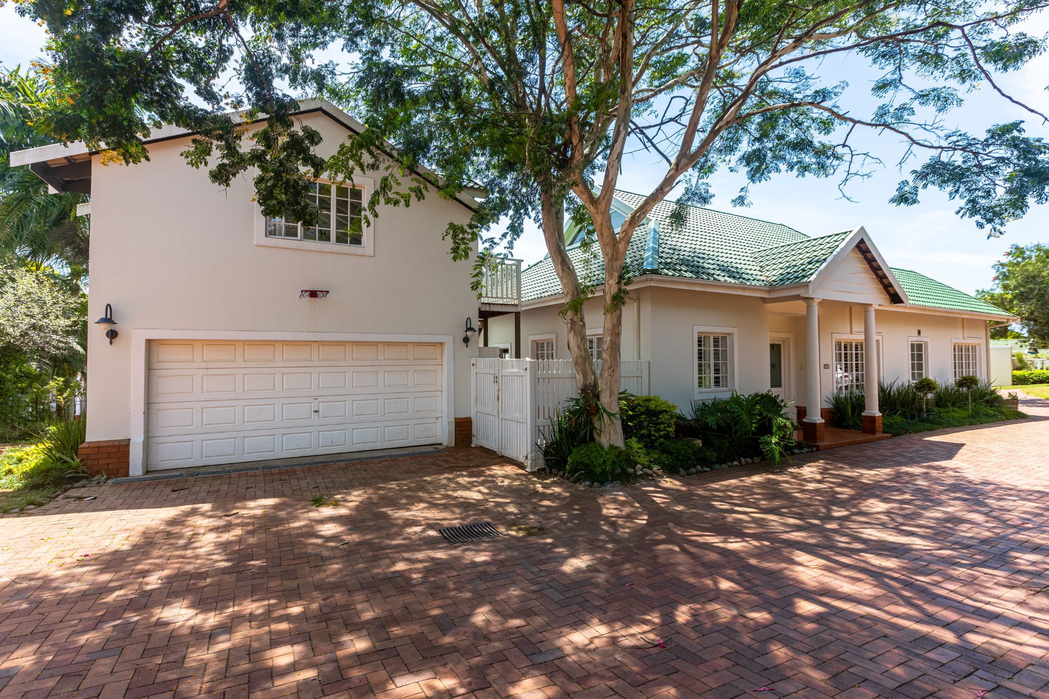 Townhouse for sale in Mount Edgecombe Country Estate - 1MT1647852