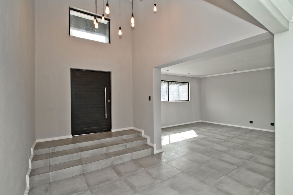 House sold in Johannesburg North, Fourways Area - FW1651486 House sold in Johannesburg North, Fourways Area - FW1651486