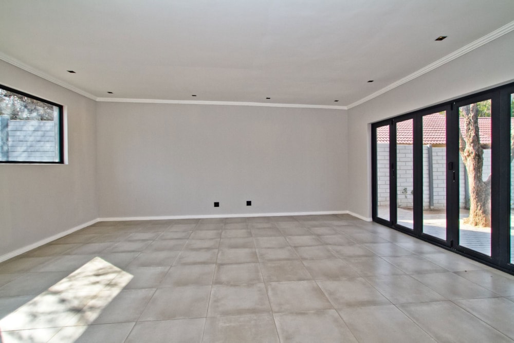 House sold in Johannesburg North, Fourways Area - FW1651486 House sold in Johannesburg North, Fourways Area - FW1651486