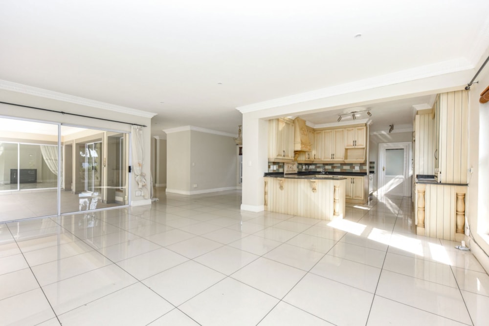 Double-storey house to rent in Dainfern Golf Estate - FYL1729722