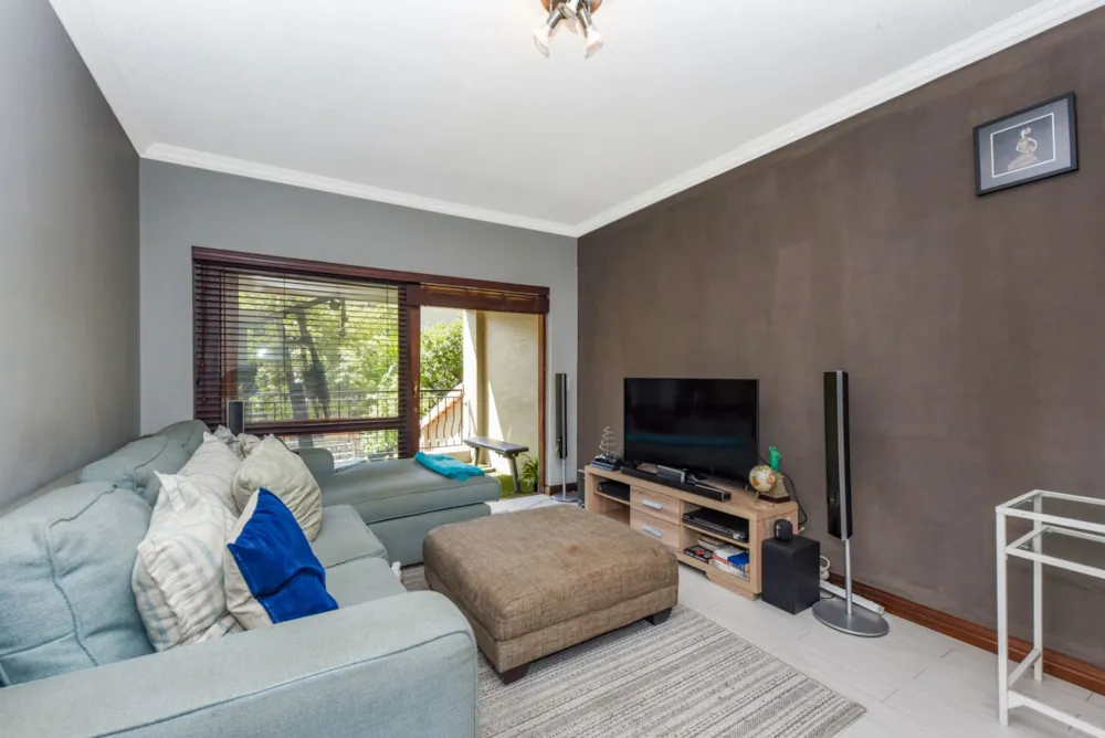 Apartment for sale in Douglasdale - FW1672575 Apartment for sale in Douglasdale - FW1672575