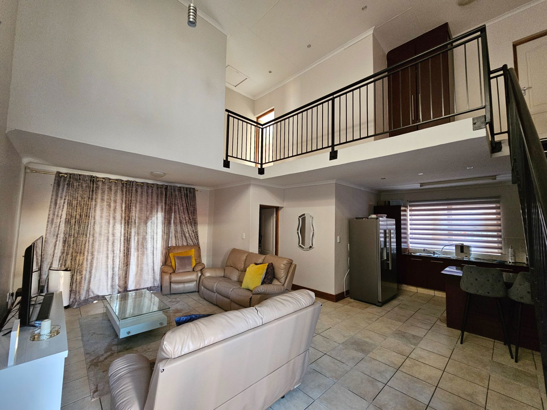 Townhouse let in Bendor Park - 1PS1693792