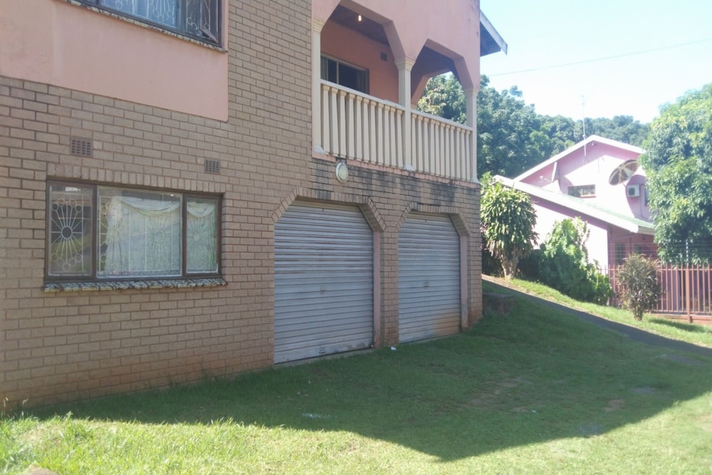 House for sale in Isipingo Rail - 1WB1652460