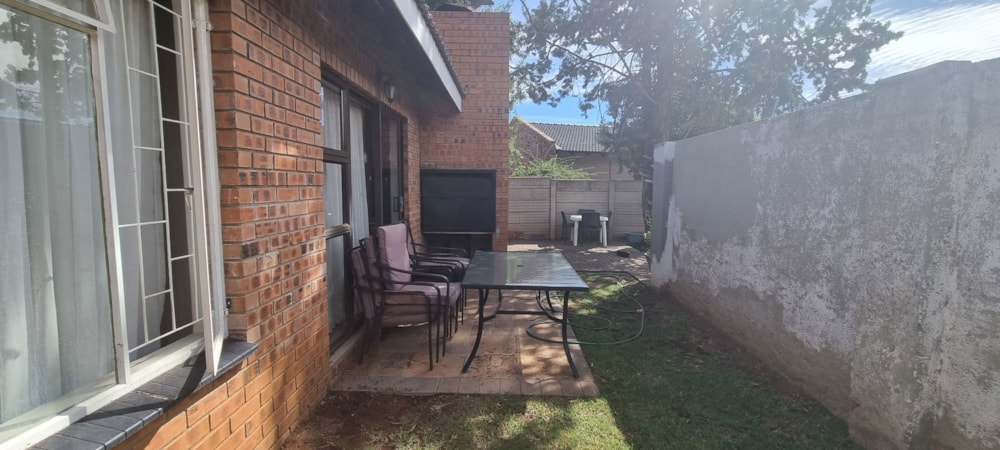 Apartment to rent in Royldene - 1KJ1721008 Apartment to rent in Royldene - 1KJ1721008