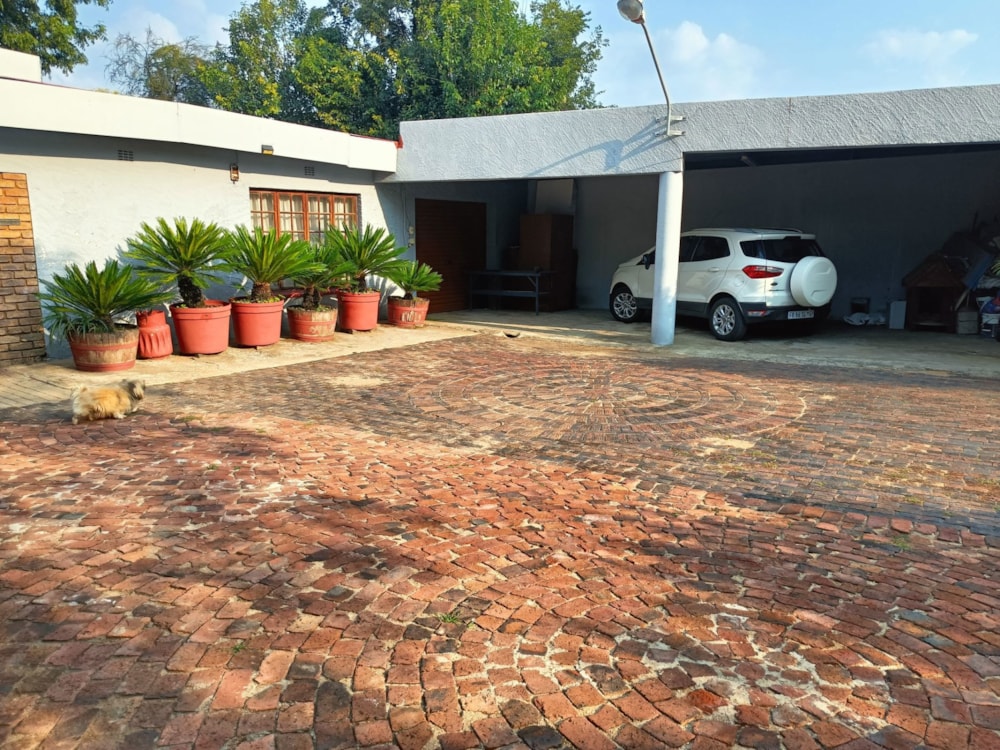 House for sale in Van Riebeeck Park, Kempton Park - KTP1664444 House for sale in Van Riebeeck Park, Kempton Park - KTP1664444