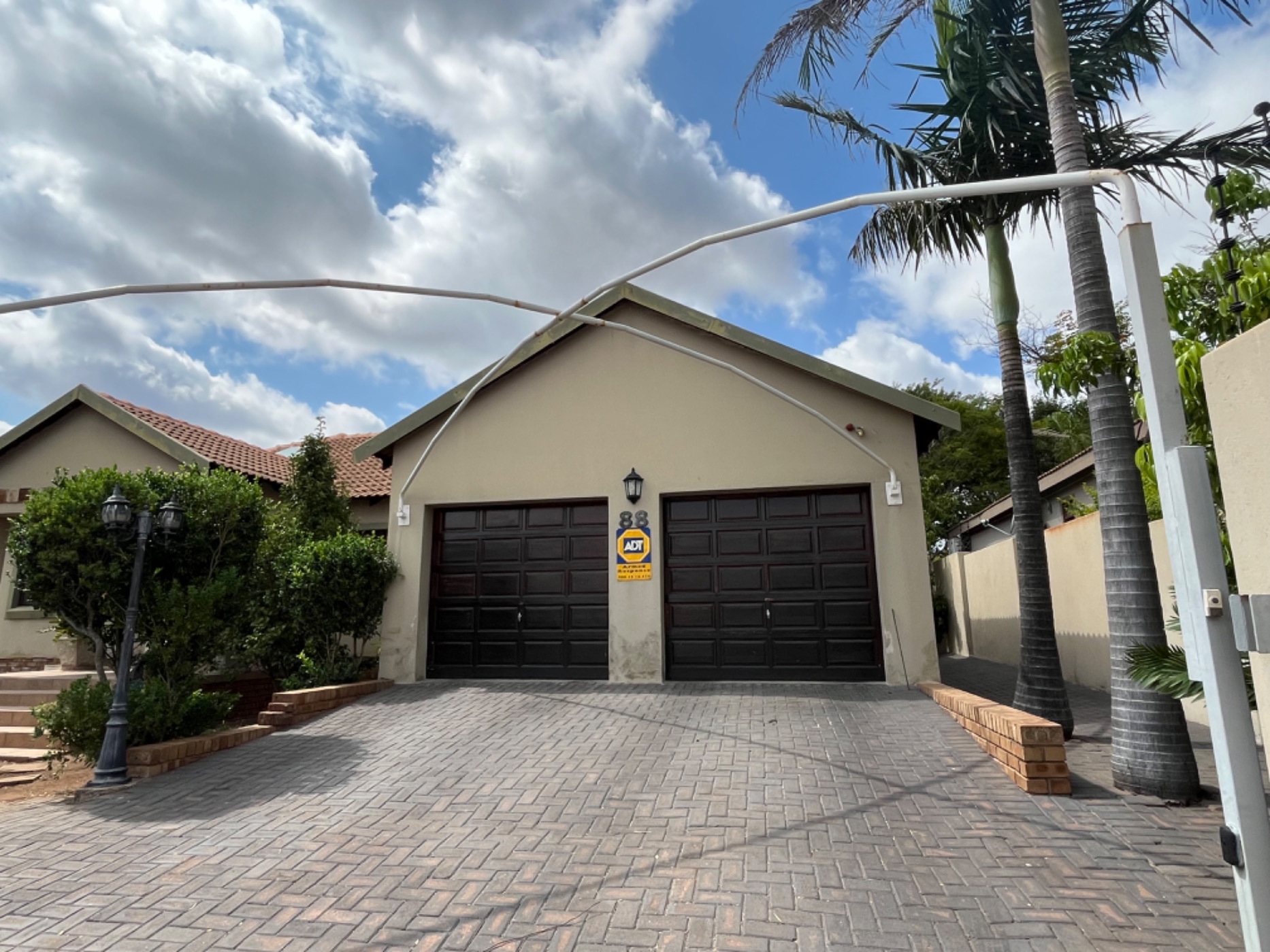 House let in Bendor Park - 1PS1684510