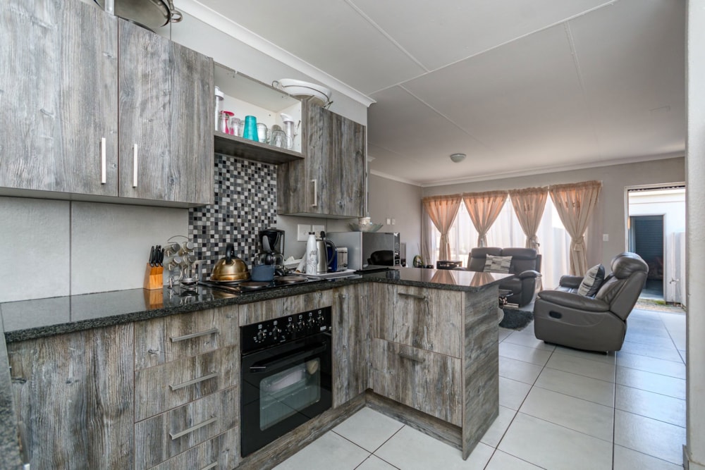 Townhouse for sale in Glen Marais - KTP1712503