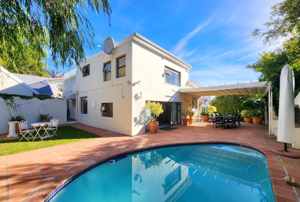 House sold in Camps Bay - AS1671075 House sold in Camps Bay - AS1671075