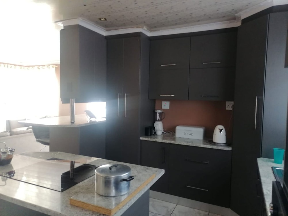 House for sale in Bloemanda - 1BX1649862