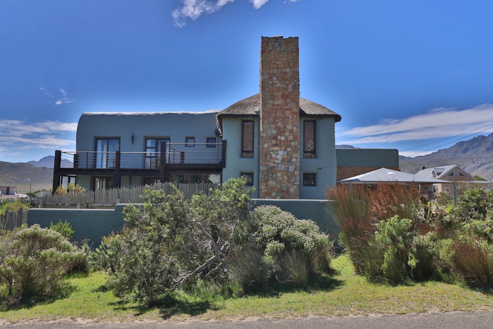Double-storey house sold in Pringle Bay - KN1651229 Double-storey house sold in Pringle Bay - KN1651229