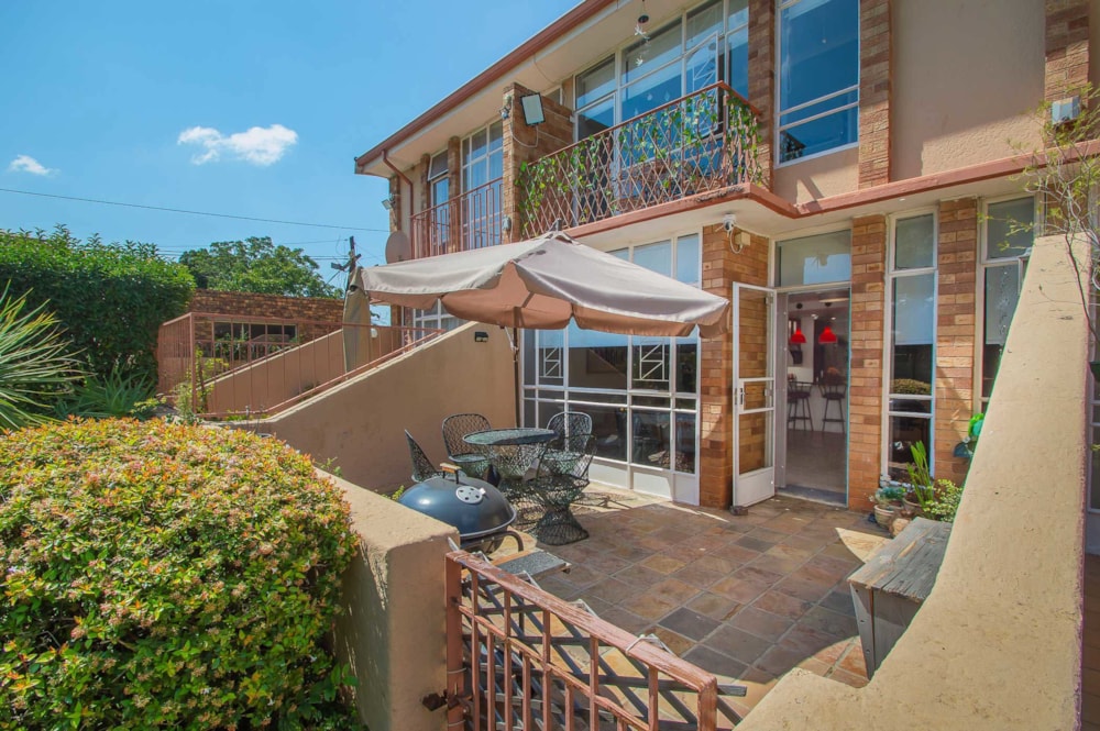 Double-storey apartment sold in Krugersdorp North - 1KR1649574 Double-storey apartment sold in Krugersdorp North - 1KR1649574