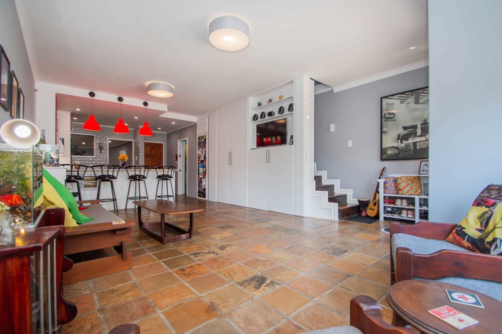 Double-storey apartment sold in Krugersdorp North - 1KR1649574 Double-storey apartment sold in Krugersdorp North - 1KR1649574