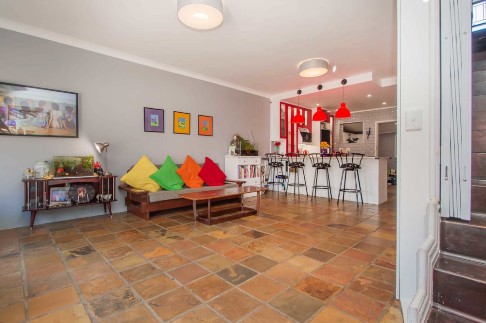 Double-storey apartment sold in Krugersdorp North - 1KR1649574 Double-storey apartment sold in Krugersdorp North - 1KR1649574