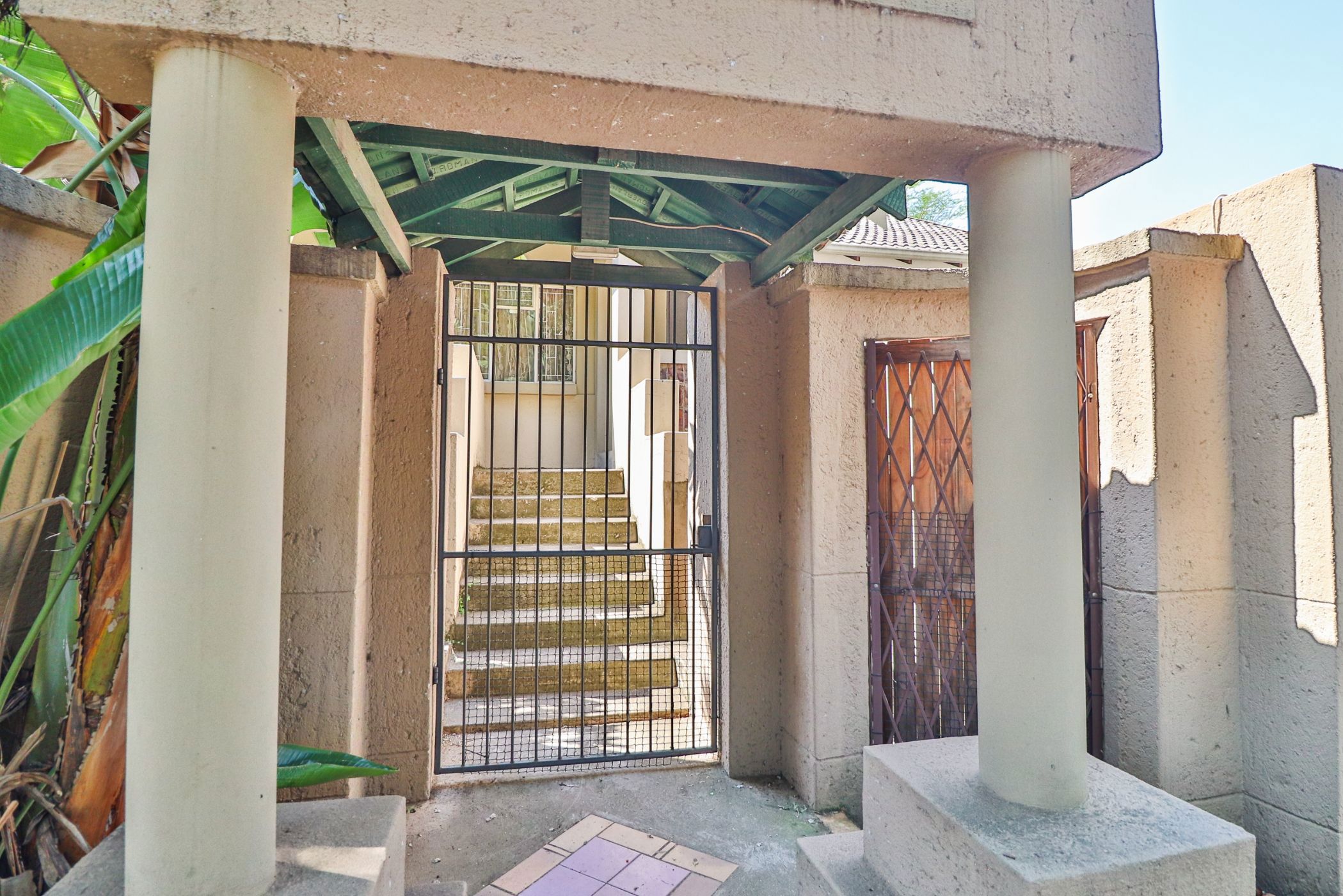 House for sale in West Acres - 1NS1636302