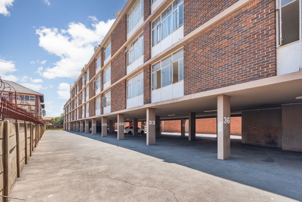 Apartment for sale in Kempton Park - KTP1717048