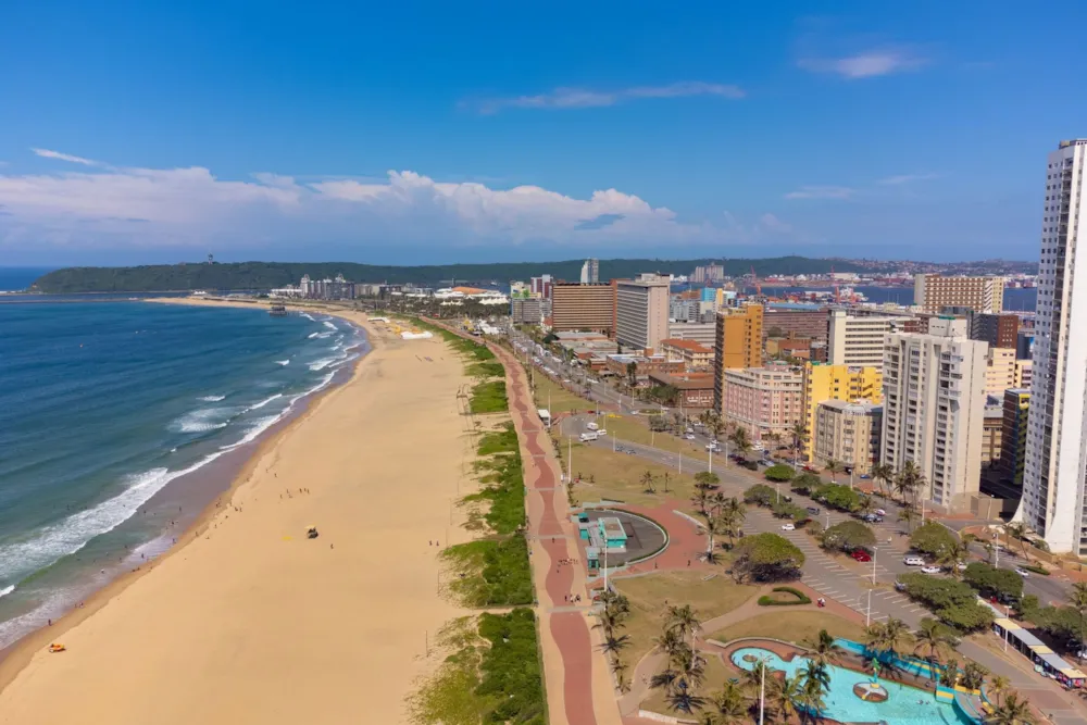 Studio apartment for sale in South Beach Durban - 1DA1652022 Studio apartment for sale in South Beach Durban - 1DA1652022