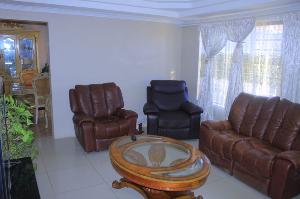 House for sale in Bloemspruit - 1BX1651001