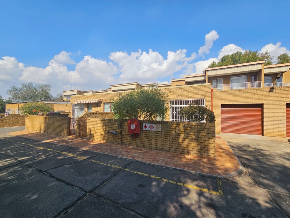 Cluster for sale in Heidelberg, Gauteng - 1SP1702348
