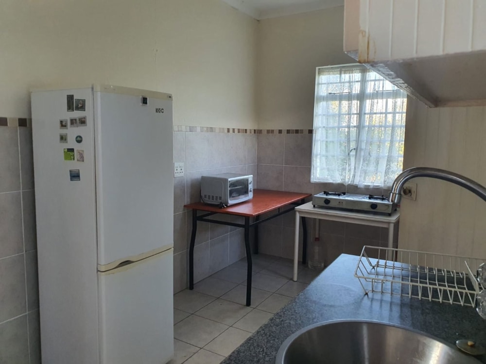 Bachelor apartment to rent in West Hill, Grahamstown, Makhanda - 1GC1748045 Bachelor apartment to rent in West Hill, Grahamstown, Makhanda - 1GC1748045