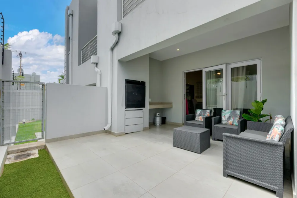 Townhouse for sale in Sandown, Sandton - HP1752623