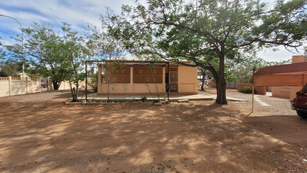 Residential complex for sale in Die Rand - 1NA1651004