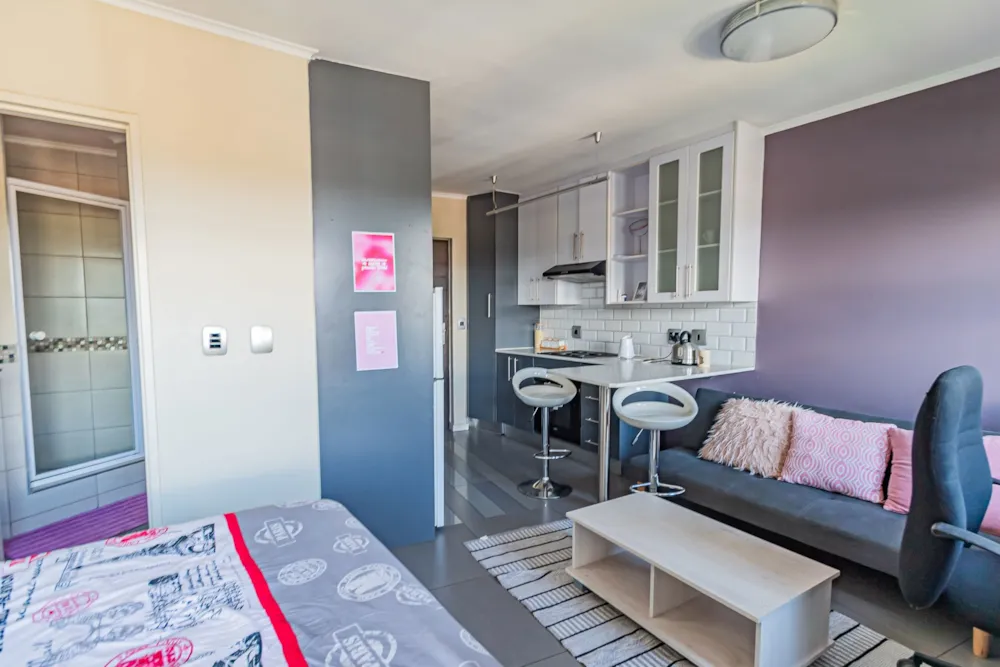 Bachelor apartment for sale in Hatfield - PT1645745 Bachelor apartment for sale in Hatfield - PT1645745