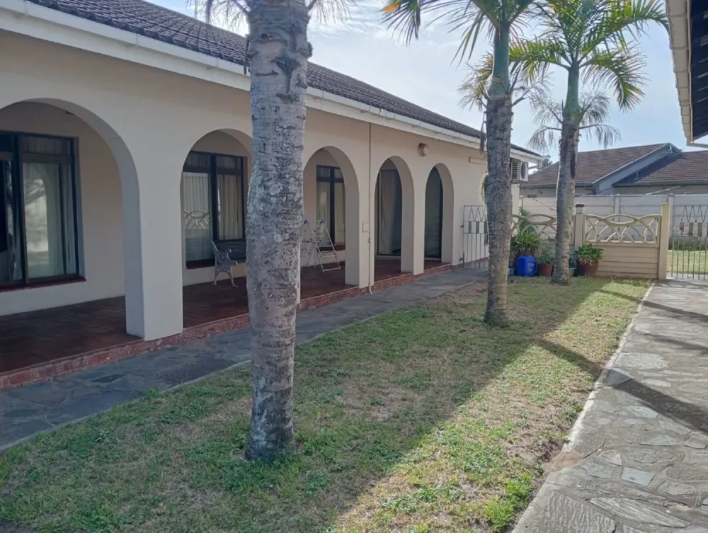 House for sale in Veldenvlei - 1RY1650541