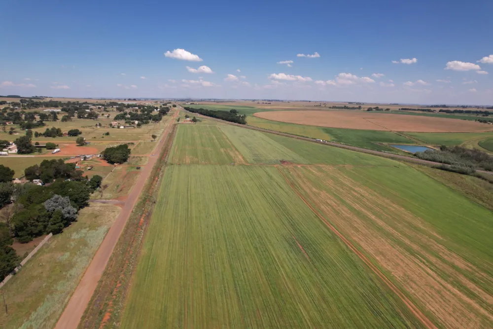 Mixed use farm for sale in Bapsfontein - PRN1648958 Mixed use farm for sale in Bapsfontein - PRN1648958