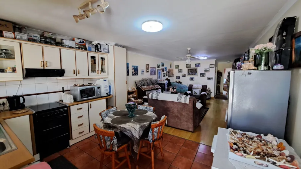 Apartment for sale in Margate - 1PX1649256 Apartment for sale in Margate - 1PX1649256