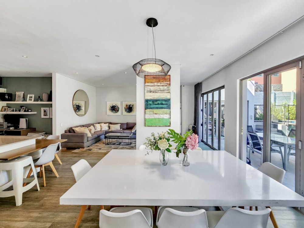 Apartment sold in Sea Point - AS1651645