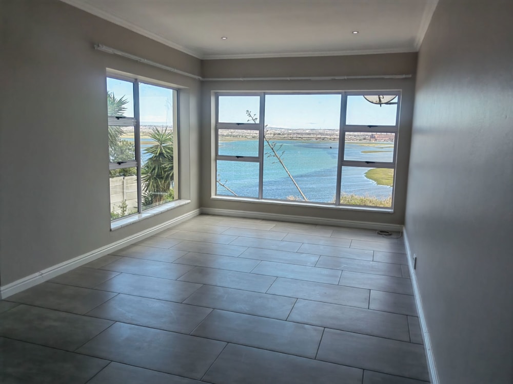 Apartment let in Bluewater Bay, Port Elizabeth, Gqeberha - 1PLZ1679576 Apartment let in Bluewater Bay, Port Elizabeth, Gqeberha - 1PLZ1679576