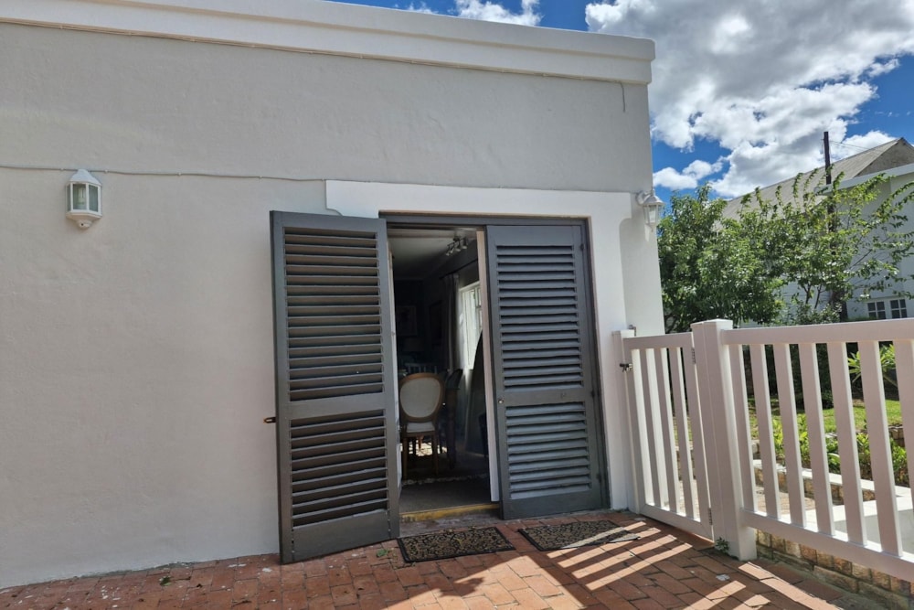 Bachelor apartment to rent in Oatlands, Grahamstown, Makhanda - 1GC1710334 Bachelor apartment to rent in Oatlands, Grahamstown, Makhanda - 1GC1710334