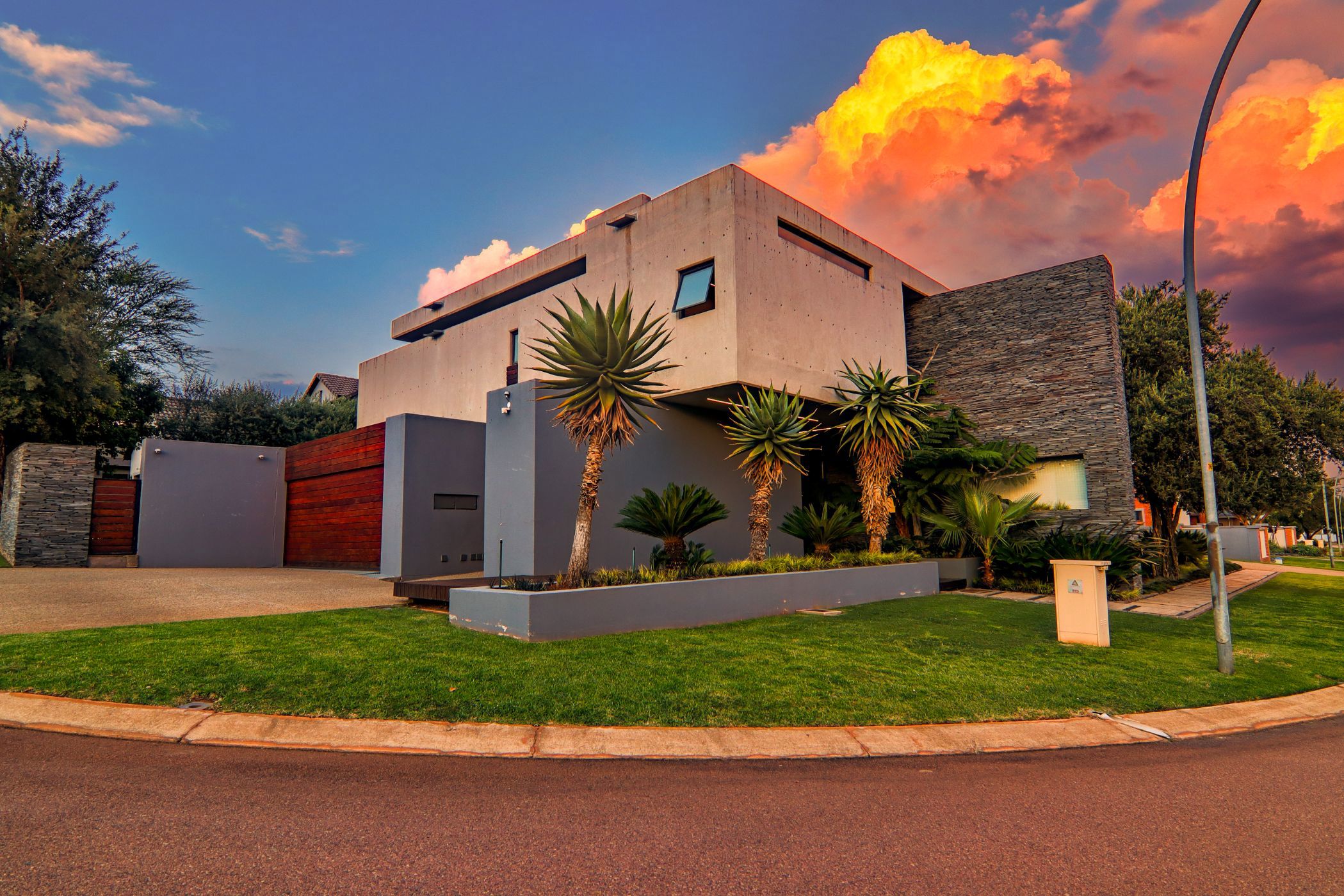 House for sale in Midstream Estate - CN1649549