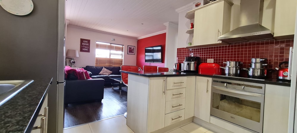 House sold in Hagley, Kuils River - 1KV1699088 House sold in Hagley, Kuils River - 1KV1699088