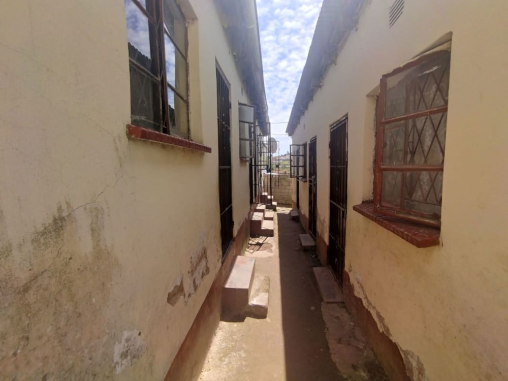 Commercial flats for sale in Ngangelizwe - 1MH1649590