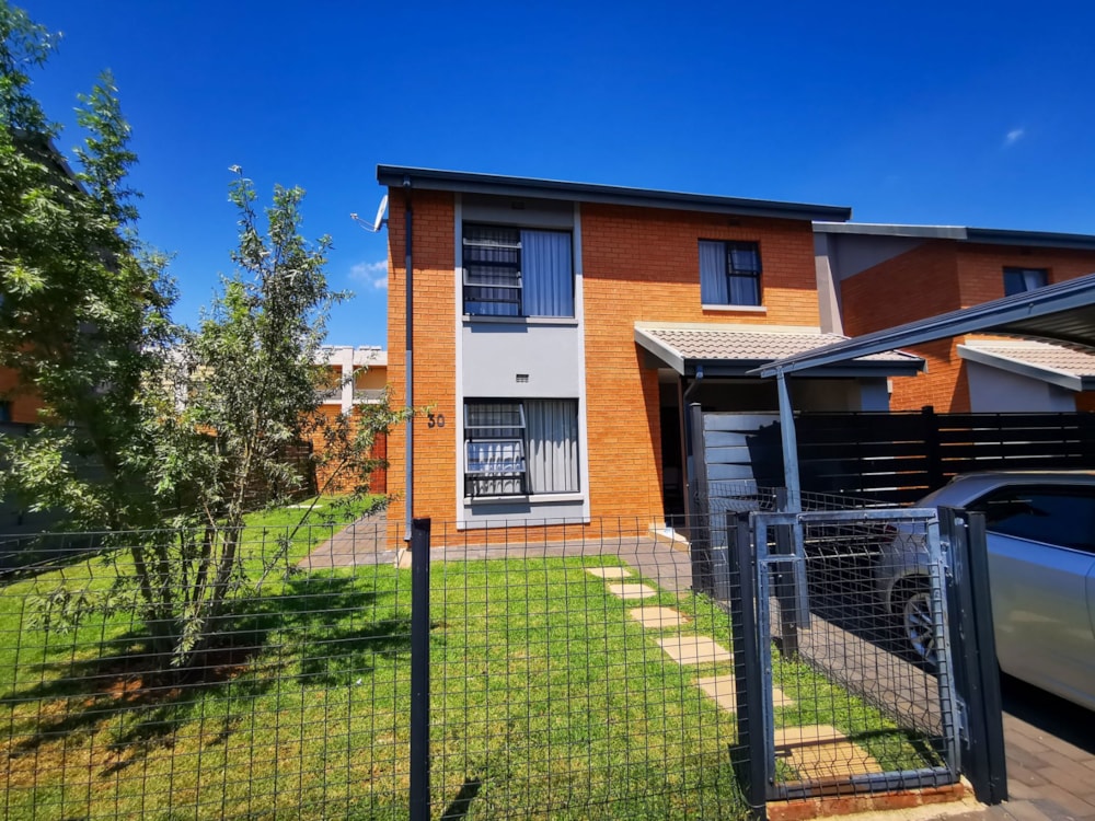 House for sale in Derdepoort - PTM1650121