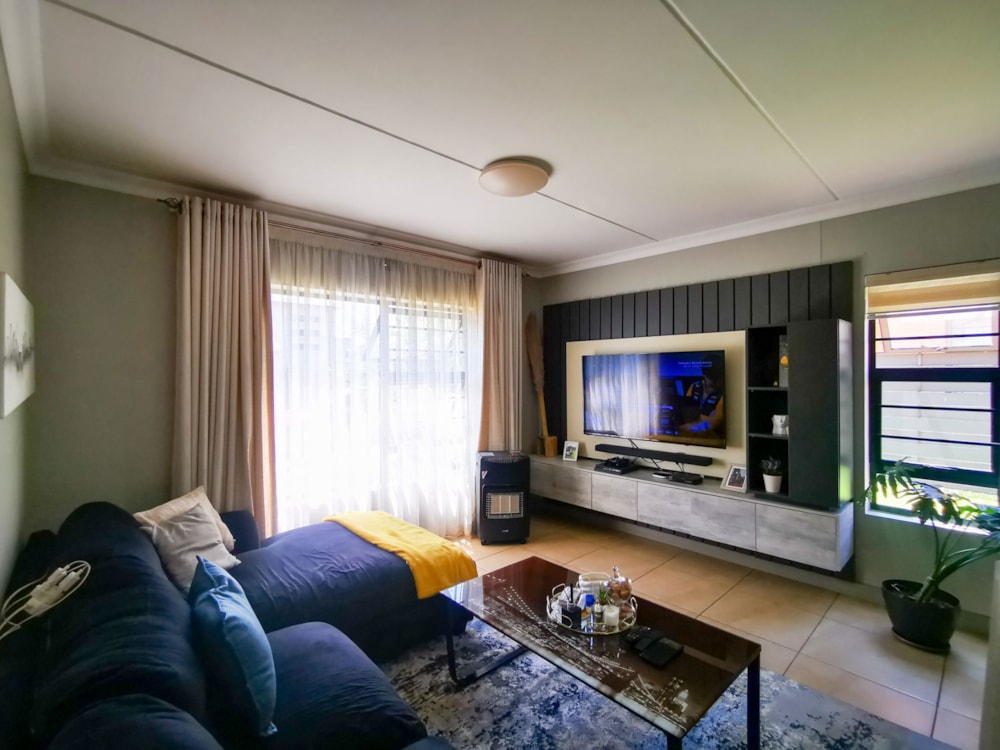 House for sale in Derdepoort - PTM1650121